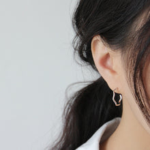 画像をギャラリービューアに読み込む, ワイヤーウェーブ シルバーピアス Silver925
