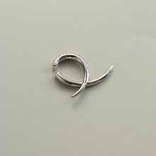 画像をギャラリービューアに読み込む, フェイクループ シルバーイヤーカフ Silver925
