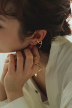 画像をギャラリービューアに読み込む, フェイクループ シルバーイヤーカフ Silver925
