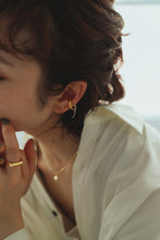 画像をギャラリービューアに読み込む, フェイクループ シルバーイヤーカフ Silver925
