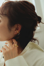 画像をギャラリービューアに読み込む, フェイクループ シルバーイヤーカフ Silver925
