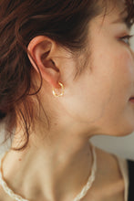 画像をギャラリービューアに読み込む, マットゴールドフープ シルバーピアス Silver925
