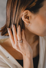 画像をギャラリービューアに読み込む, ソフトワインド シルバーピアス Silver925
