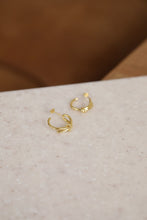 画像をギャラリービューアに読み込む, クロスノット シルバーピアス Silver925
