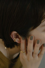 画像をギャラリービューアに読み込む, タック シルバーイヤーカフ Silver925
