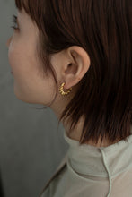 画像をギャラリービューアに読み込む, レイヤーツイスト シルバーピアス Silver925
