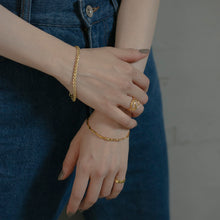 画像をギャラリービューアに読み込む, リキッドライン シルバーバングル Silver925
