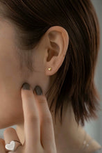 画像をギャラリービューアに読み込む, ミニマルハート シルバーピアス Silver925
