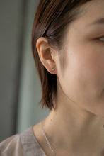 画像をギャラリービューアに読み込む, ミニマルハート シルバーピアス Silver925
