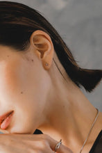 画像をギャラリービューアに読み込む, ミニマルクロス シルバーピアス Silver925
