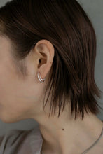 画像をギャラリービューアに読み込む, ダブルライン シルバーピアス Silver925
