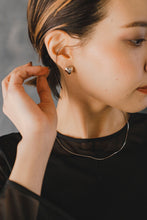 画像をギャラリービューアに読み込む, ハートバインド シルバーピアス Silver925
