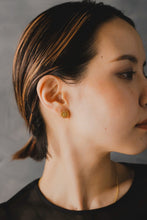 画像をギャラリービューアに読み込む, フラワー シルバーピアス Silver925
