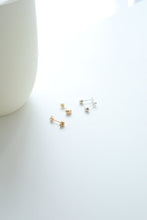 画像をギャラリービューアに読み込む, ミニマルストーン シルバーピアス Silver925
