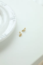 画像をギャラリービューアに読み込む, ツイストダブルサークル シルバーピアス Silver925
