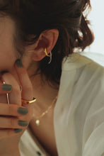 画像をギャラリービューアに読み込む, フェイクループ シルバーイヤーカフ Silver925
