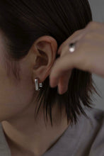 画像をギャラリービューアに読み込む, シンプルスクエア シルバーピアス Silver925
