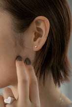 画像をギャラリービューアに読み込む, ミニマルハート シルバーピアス Silver925
