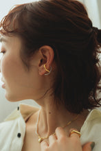 画像をギャラリービューアに読み込む, フェイクループ シルバーイヤーカフ Silver925
