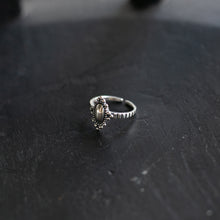 画像をギャラリービューアに読み込む, スモールアンティーク シルバーリング Silver925
