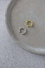 画像をギャラリービューアに読み込む, ツイストデザイン シルバーイヤーカフ Silver925
