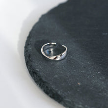 画像をギャラリービューアに読み込む, シンプルツイスト Silver925 シルバーリング
