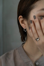 画像をギャラリービューアに読み込む, リキッドフープ シルバーピアス Silver925
