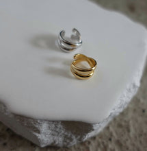 画像をギャラリービューアに読み込む, スモールクロス シルバーイヤーカフ Silver925
