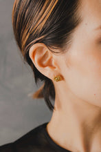 画像をギャラリービューアに読み込む, フラワー シルバーピアス Silver925
