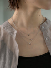 画像をギャラリービューアに読み込む, ミニマルイニシャル シルバーネックレス Silver925
