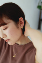 画像をギャラリービューアに読み込む, スモールフリル シルバーピアス Silver925
